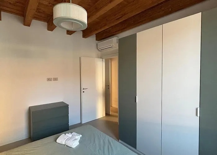 Flat N 5 Torretta Apartment